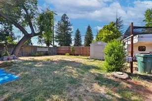 5427 Olympic Way, Sacramento, CA 95842 - Photo 11