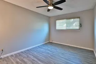 5427 Olympic Way, Sacramento, CA 95842 - Photo 21
