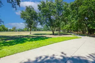 5427 Olympic Way, Sacramento, CA 95842 - Photo 27