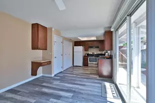 5427 Olympic Way, Sacramento, CA 95842 - Photo 17
