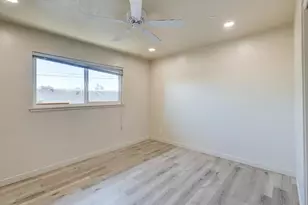 4563 4563 E Sierra Madre Ave, Fresno, CA 93726 - Photo 33