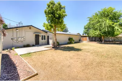 4563 4563 E Sierra Madre Ave, Fresno, CA 93726 - Photo 11