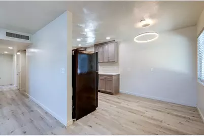 4563 4563 E Sierra Madre Ave, Fresno, CA 93726 - Photo 23