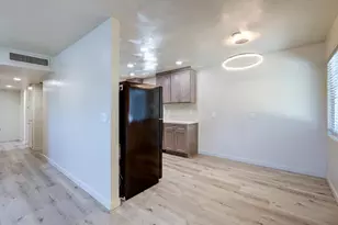 4563 4563 E Sierra Madre Ave, Fresno, CA 93726 - Photo 23