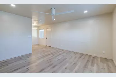 4563 4563 E Sierra Madre Ave, Fresno, CA 93726 - Photo 21