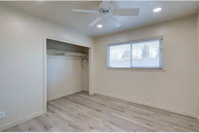 4563 4563 E Sierra Madre Ave, Fresno, CA 93726 - Photo 27