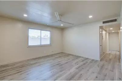 4563 4563 E Sierra Madre Ave, Fresno, CA 93726 - Photo 23