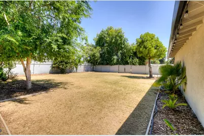 4563 4563 E Sierra Madre Ave, Fresno, CA 93726 - Photo 17