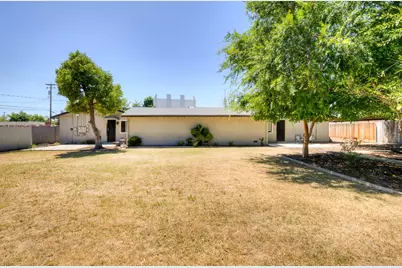 4563 4563 E Sierra Madre Ave, Fresno, CA 93726 - Photo 13