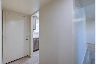 4563 4563 E Sierra Madre Ave, Fresno, CA 93726 - Photo 19