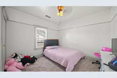 115 W 19th St, Merced, CA 95340 - Photo 13
