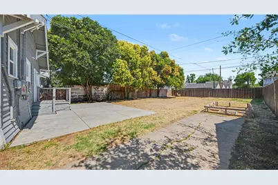 115 W 19th St, Merced, CA 95340 - Photo 19