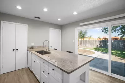 6013 Keats Circle, Orangevale, CA 95662 - Photo 7