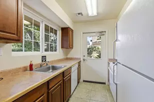 7751 George River Ln, Sacramento, CA 95831 - Photo 39