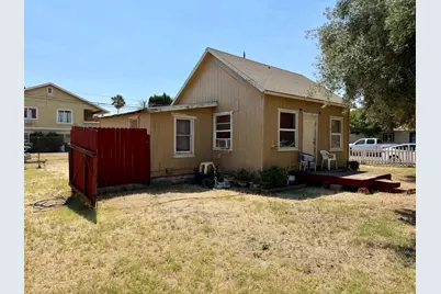 1733 Center Avenue, Dos Palos, CA 93620 - Photo 1