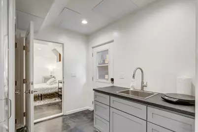 2526 Capitol Avenue, Sacramento, CA 95816 - Photo 63