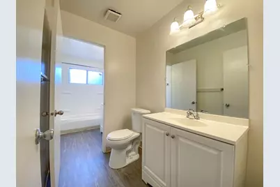 2330 Hurley Way, Sacramento, CA 95825 - Photo 13