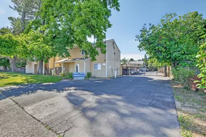 2330 Hurley Way, Sacramento, CA 95825 - Photo 9