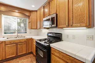 4725 9th Ave, Sacramento, CA 95820 - Photo 19