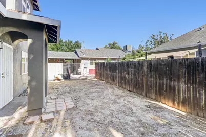 4725 9th Avenue, Sacramento, CA 95820 - Photo 9
