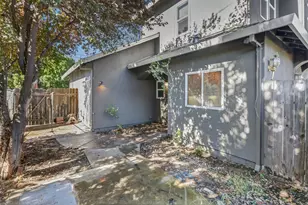 4725 9th Ave, Sacramento, CA 95820 - Photo 3