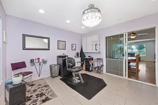7616 Southbreeze Dr, Sacramento, CA 95828 - Photo 29