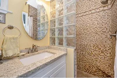7616 Southbreeze Drive, Sacramento, CA 95828 - Photo 25