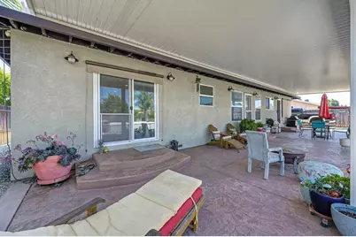 7616 Southbreeze Drive, Sacramento, CA 95828 - Photo 33