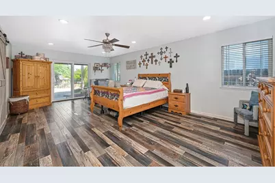 7616 Southbreeze Drive, Sacramento, CA 95828 - Photo 15