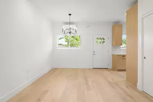 5060 Mascot Ave, Sacramento, CA 95820 - Photo 9