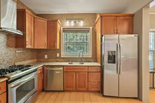 728 W Acacia St, Stockton, CA 95203 - Photo 3