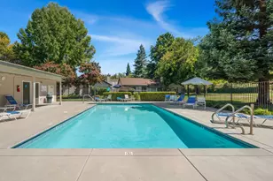 3201 Swallows Nest Dr, Sacramento, CA 95833 - Photo 33