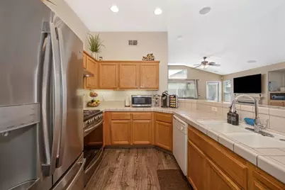 5376 Buckwood Way, Sacramento, CA 95835 - Photo 17