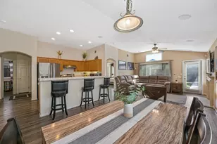 5376 Buckwood Way, Sacramento, CA 95835 - Photo 13