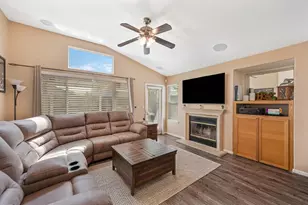 5376 Buckwood Way, Sacramento, CA 95835 - Photo 11