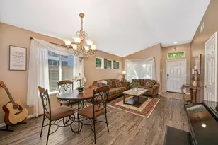 5376 Buckwood Way, Sacramento, CA 95835 - Photo 3
