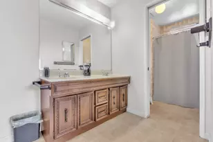 5920 Valley Hi Dr, Sacramento, CA 95823 - Photo 19