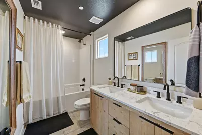 4008 Parkmoor Lane, Roseville, CA 95747 - Photo 31
