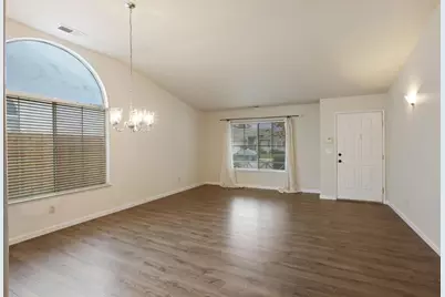 3716 Des Moines Drive, Stockton, CA 95209 - Photo 9