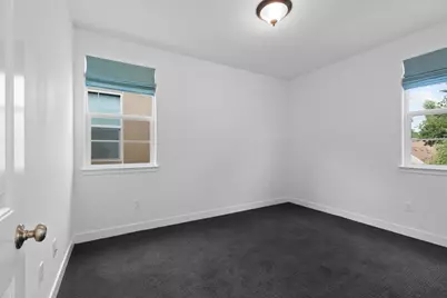 3073 Crocker Drive, Sacramento, CA 95818 - Photo 43