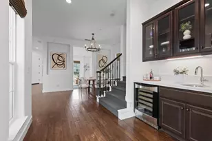 3073 Crocker Dr, Sacramento, CA 95818 - Photo 17