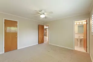 8 N Cambridge Dr, Lodi, CA 95242 - Photo 21