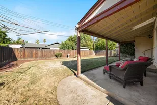 59 Manley Ct, Sacramento, CA 95820 - Photo 3