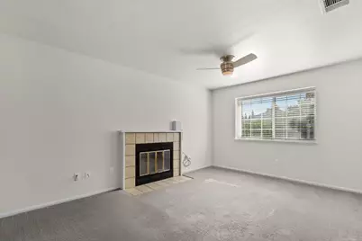 7755 Castle Rock Way, Sacramento, CA 95828 - Photo 5
