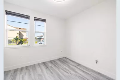 1837 S La Barbera Avenue, Mountain House, CA 95391 - Photo 9