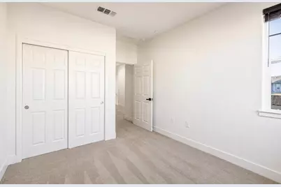 1837 S La Barbera Avenue, Mountain House, CA 95391 - Photo 33