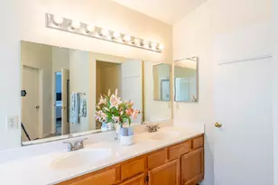11 Monterosa Ct, Sacramento, CA 95823 - Photo 37