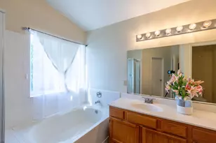 11 Monterosa Ct, Sacramento, CA 95823 - Photo 41