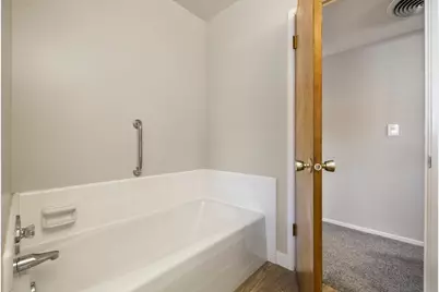 710 Leveland Lane, Modesto, CA 95350 - Photo 35