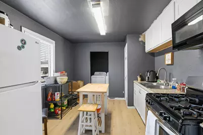 221 W 20th Street, Merced, CA 95340 - Photo 17